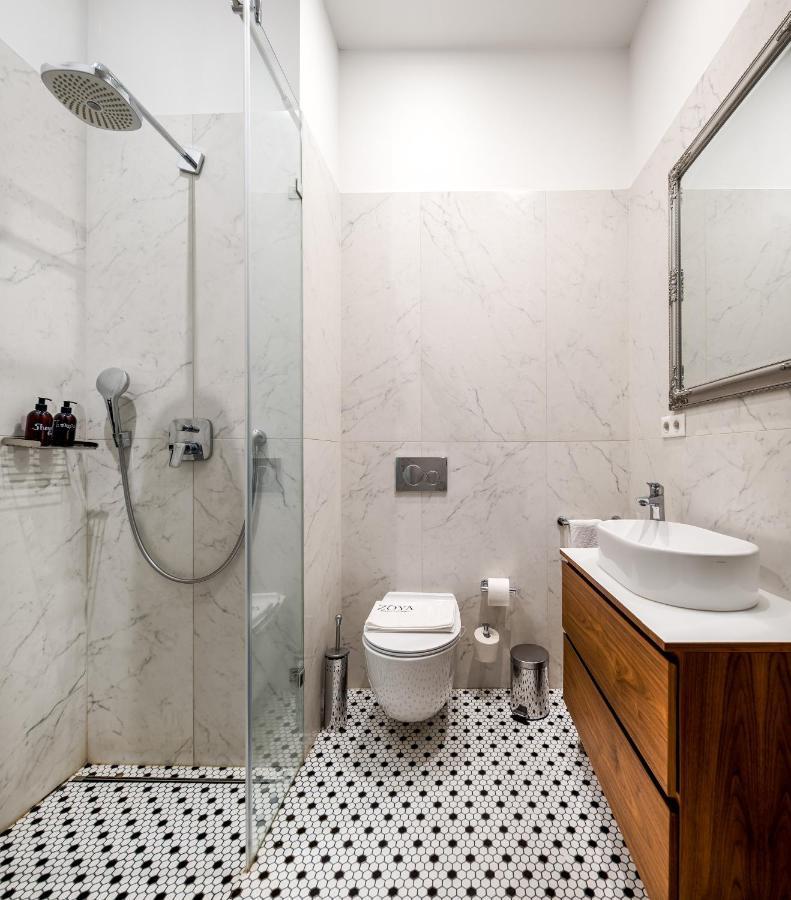 Zoya Luxury Residence بودابست المظهر الخارجي الصورة Bathroom